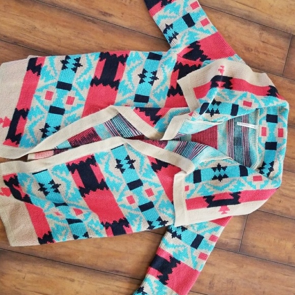 Cardigan - Picture 2 of 4